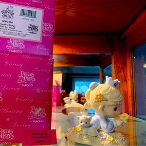 Precious Moments Sunshine Brings a Purr-fect Friend